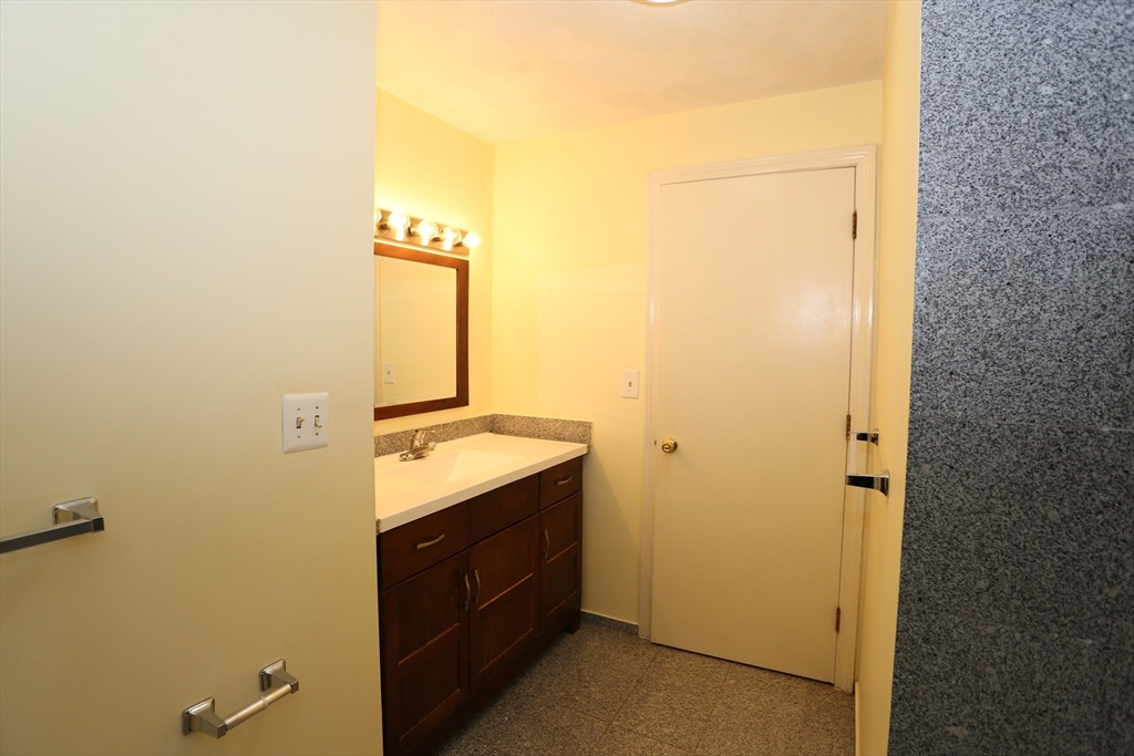 1 Piper Rd, Lexington, MA Photo #19