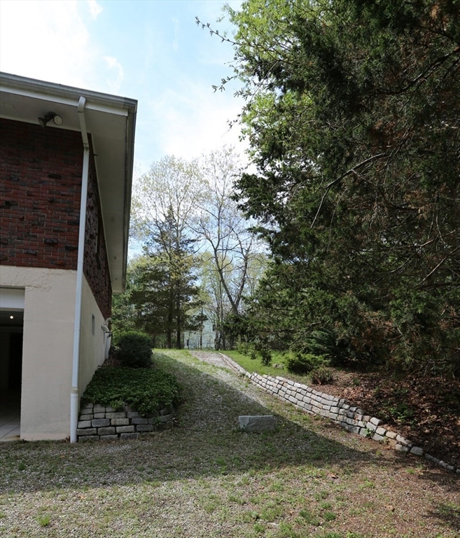 1 Piper Rd, Lexington, MA Photo #6