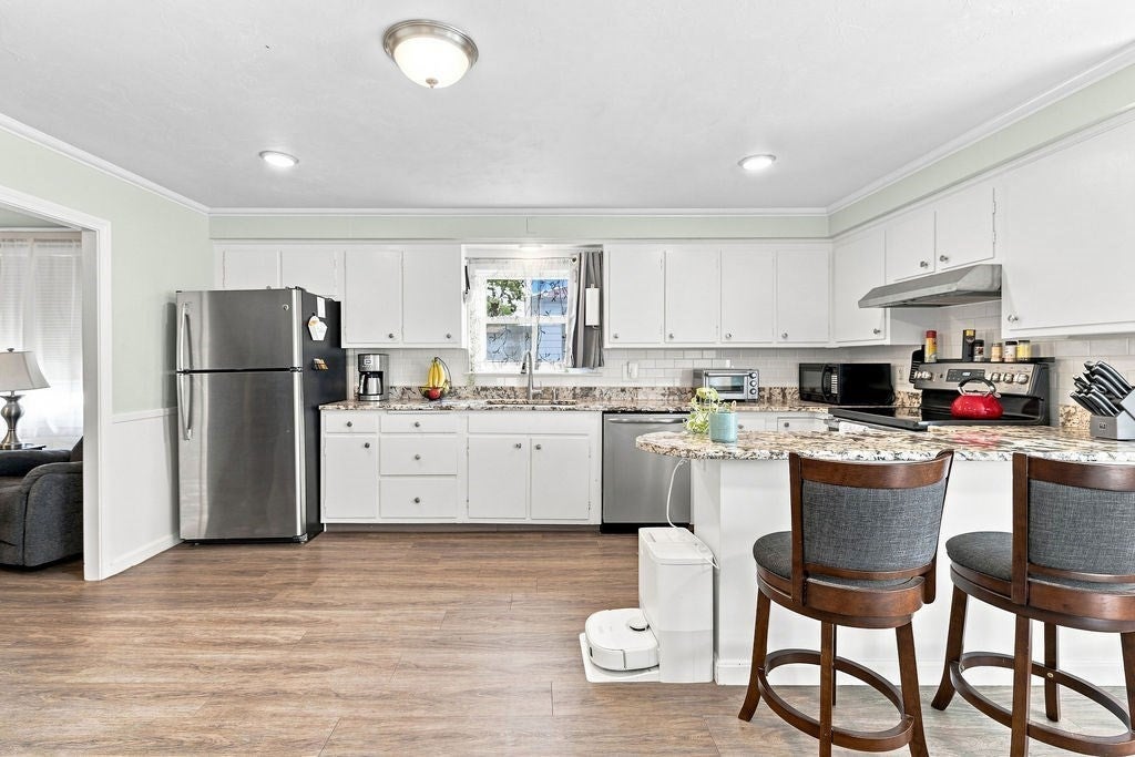 12 Waverly St, Taunton, MA, 12 Waverly St, Taunton, MA Photo #8