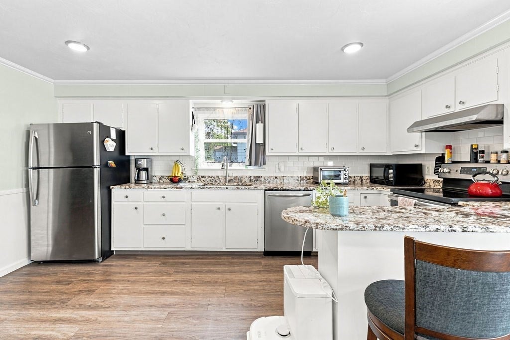 12 Waverly St, Taunton, MA, 12 Waverly St, Taunton, MA Photo #7