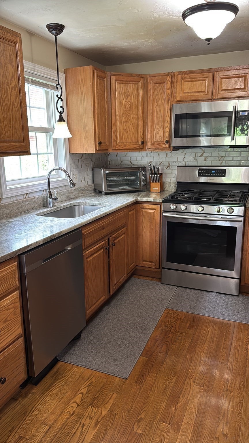 1 Clegg St, Worcester, MA, 1 Clegg St, Worcester, MA Photo #10