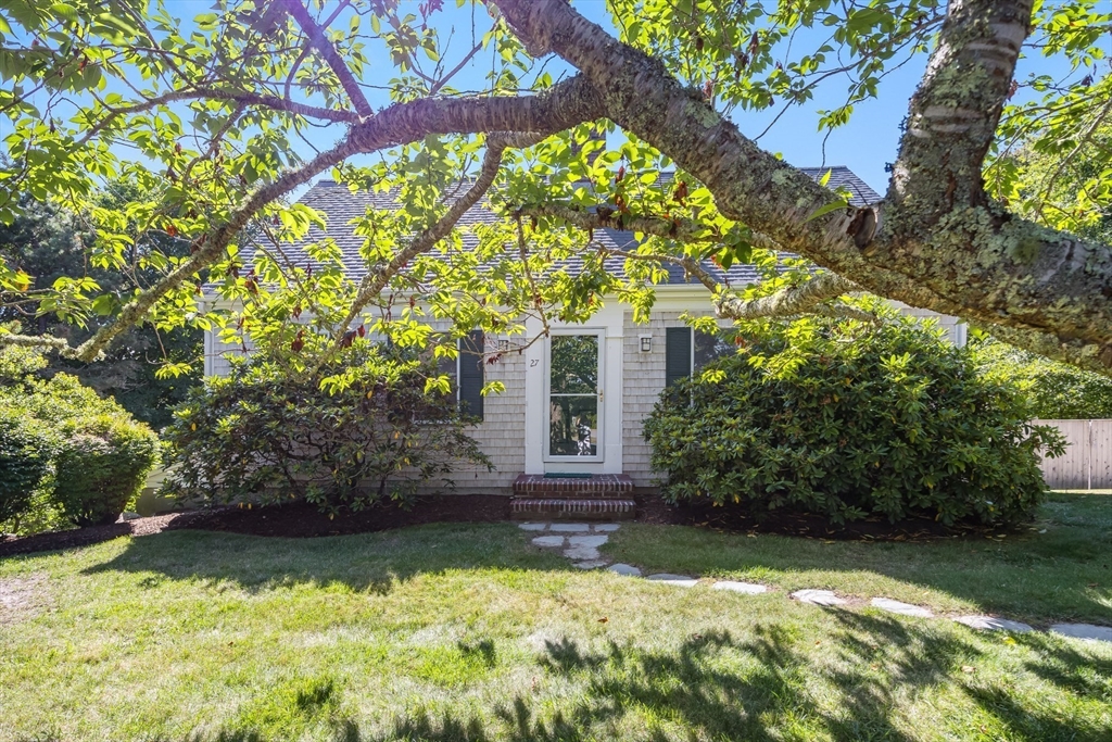 27 Martha Kendrick Dr