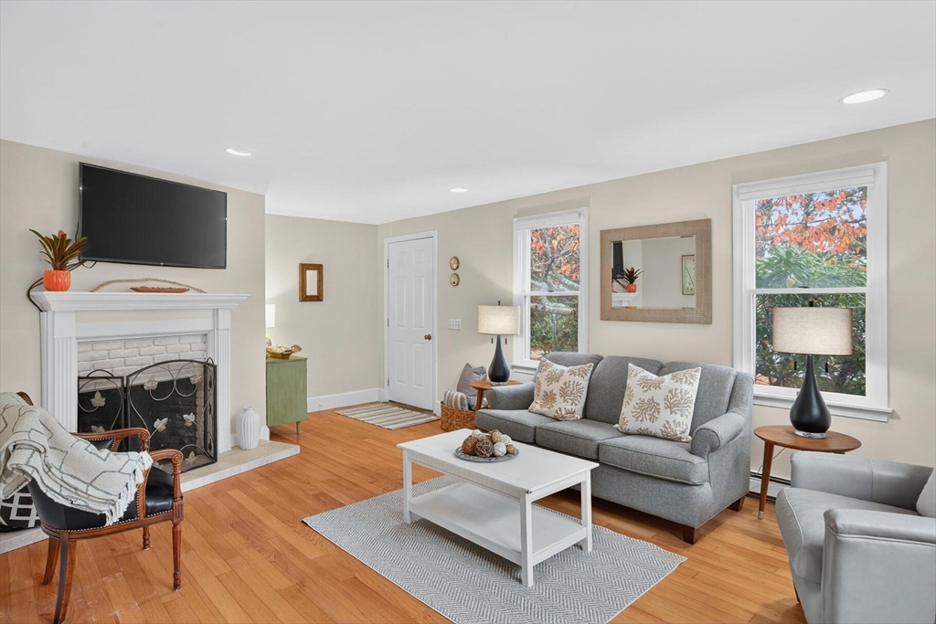 27 Martha Kendrick Dr