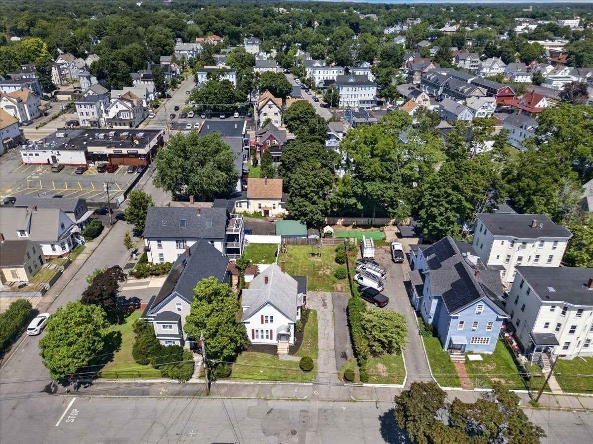 171 Bartlett St, Brockton, MA Photo #29