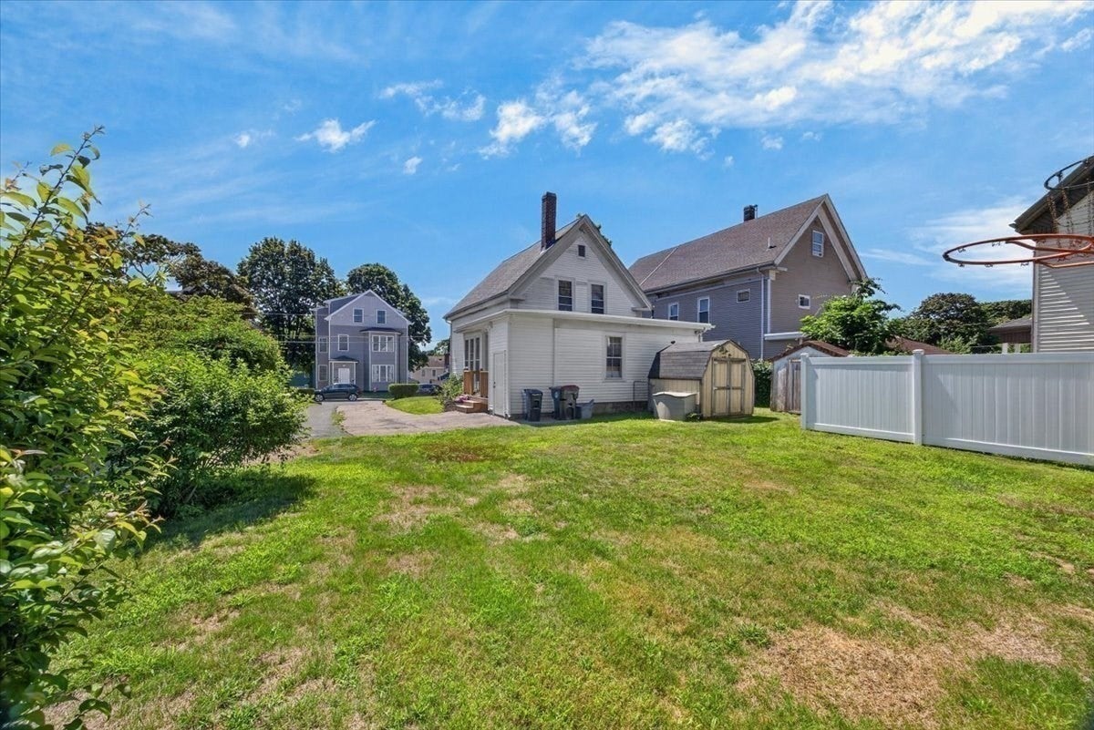 171 Bartlett St, Brockton, MA Photo #25