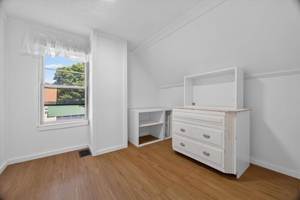 171 Bartlett St, Brockton, MA, 171 Bartlett St, Brockton, MA Photo #22