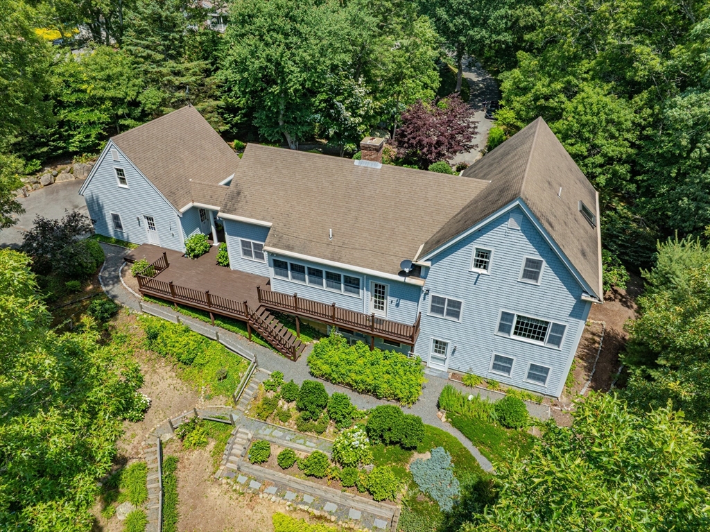 69 Martingale Ln
