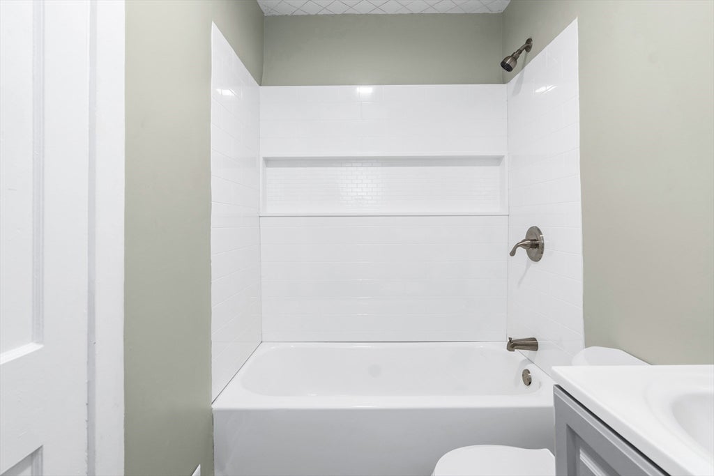 16 Beaconsfield Street, Lawrence, MA, 16 Beaconsfield Street, Lawrence, MA Photo #22