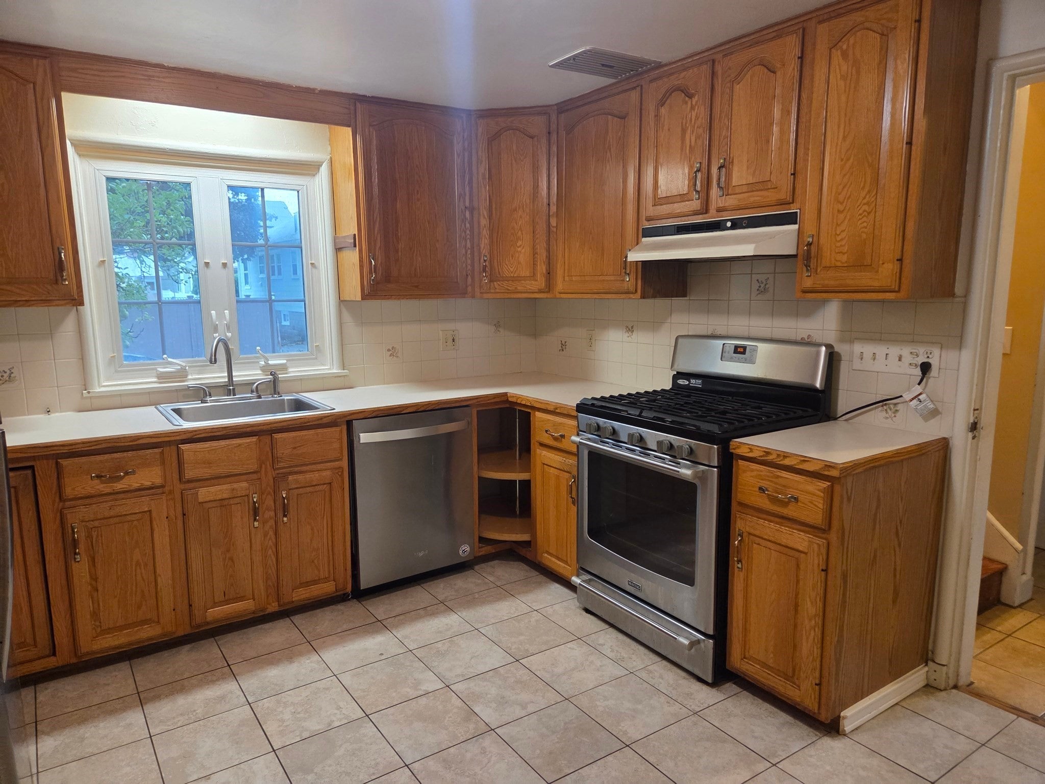 1002 Belmont St #1, Watertown, MA, 1002 Belmont St #1, Watertown, MA Photo #1