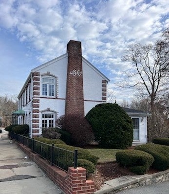 1646 Centre St