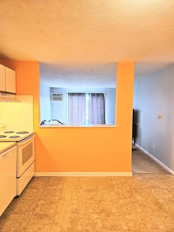 145 Essex Ave 322