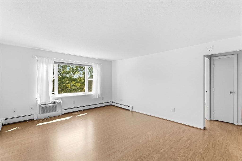 1 Colonial Dr #B1-8, Andover, MA, 1 Colonial Dr #B1-8, Andover, MA Photo #10