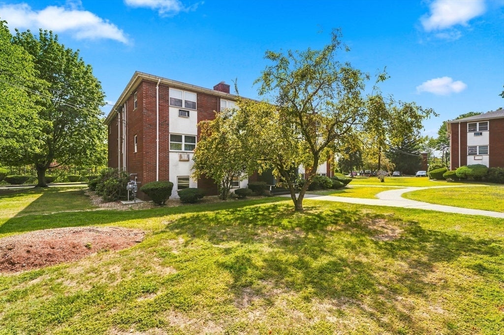 1 Colonial Dr #B1-8, Andover, MA, 1 Colonial Dr #B1-8, Andover, MA Photo #25