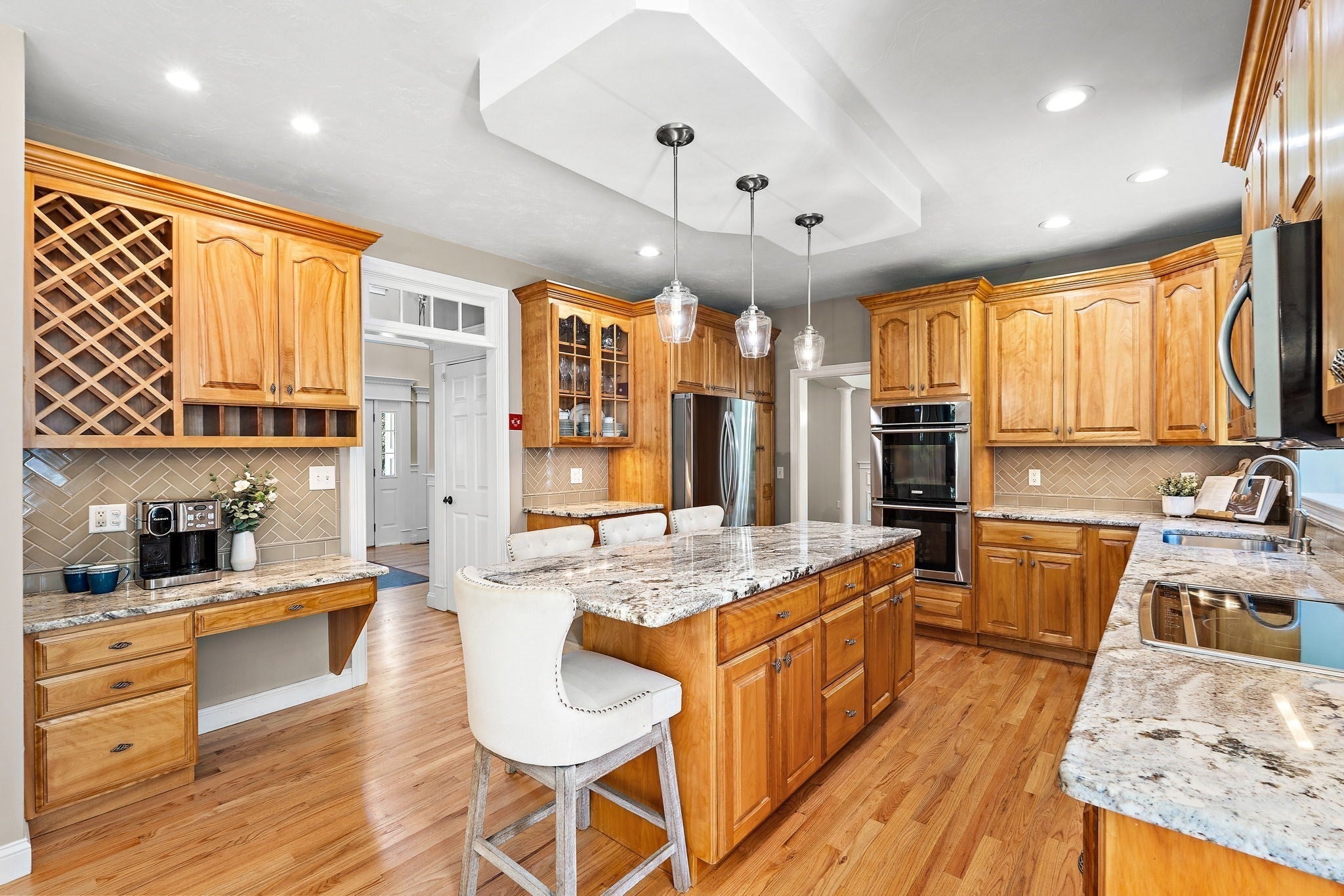 68 Quaker Lane, Bolton, MA, 68 Quaker Lane, Bolton, MA Photo #4