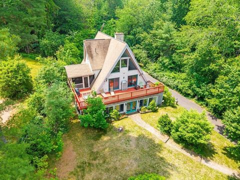 76 Beaver Rd Ware MA 01082