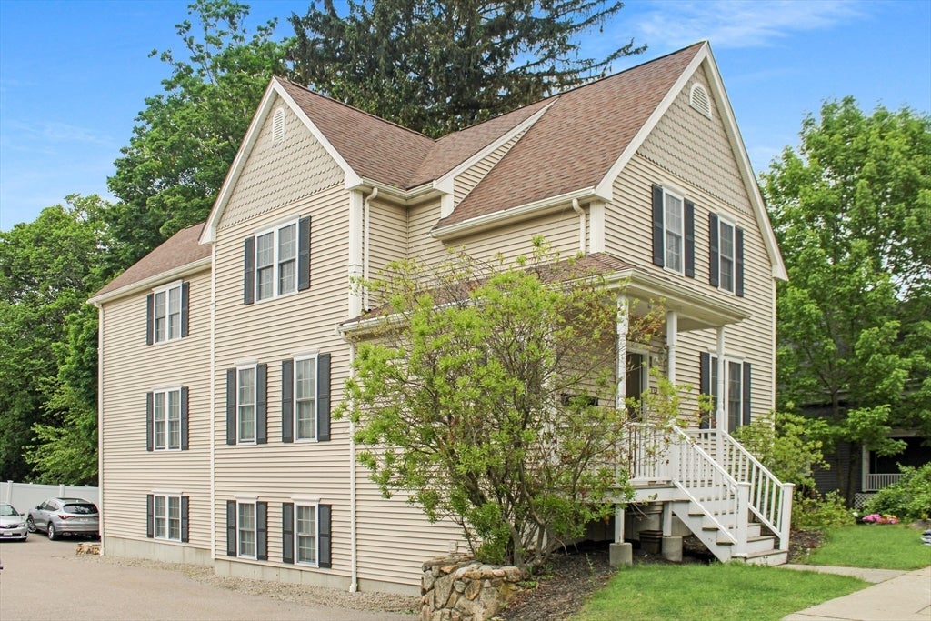 239 Union St #2, Franklin, MA, 239 Union St #2, Franklin, MA Photo #1