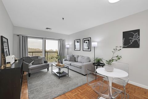 Photo of 133 Commander Shea Blvd #620, Quincy, MA 02171 (MLS # 73443822)