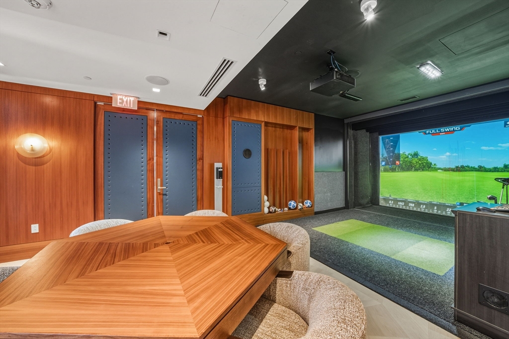 Boston, Massachusetts 02210, United States, 2 Bedrooms Bedrooms, ,3 BathroomsBathrooms,Residential,Active,249979