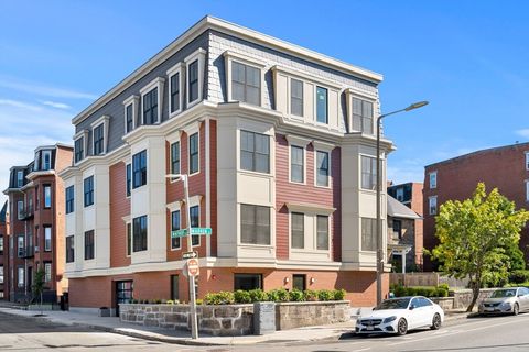 124 Warren Street 302 Boston MA 02119