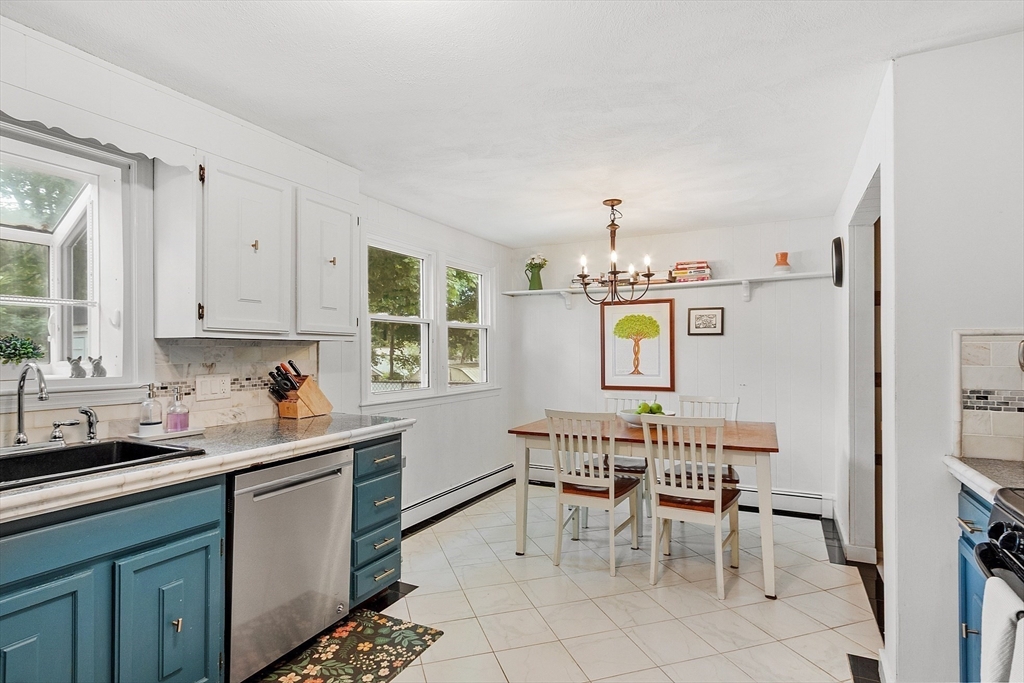 54 Rosemont Ave