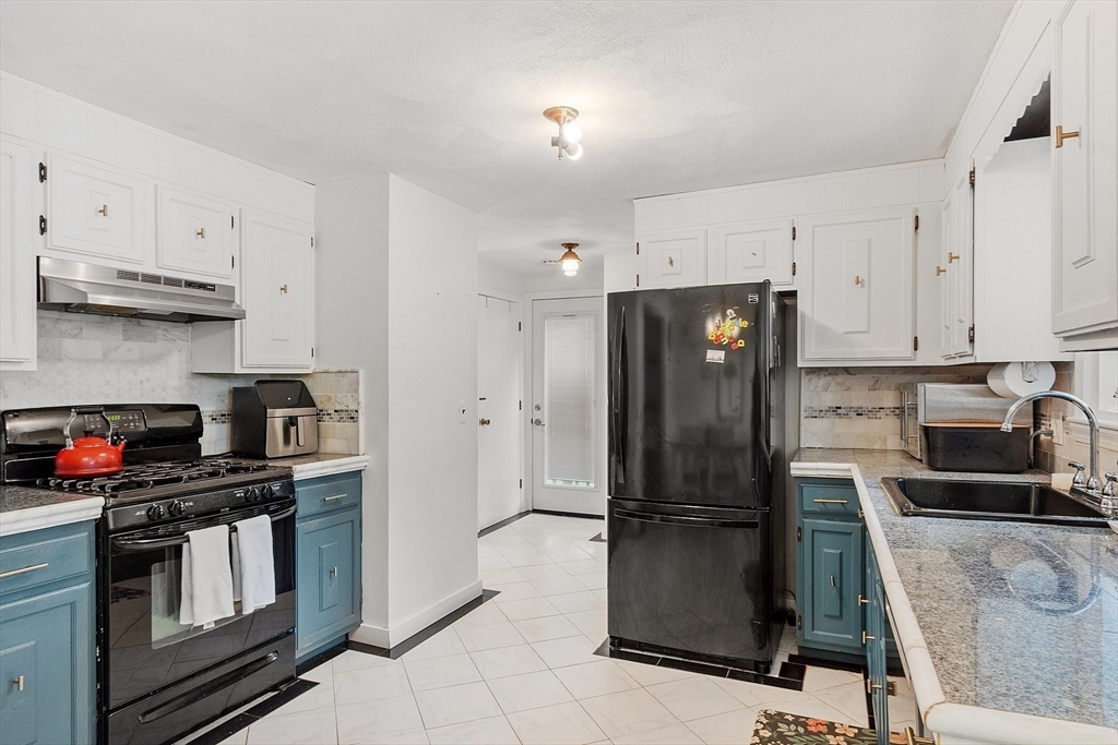54 Rosemont Ave