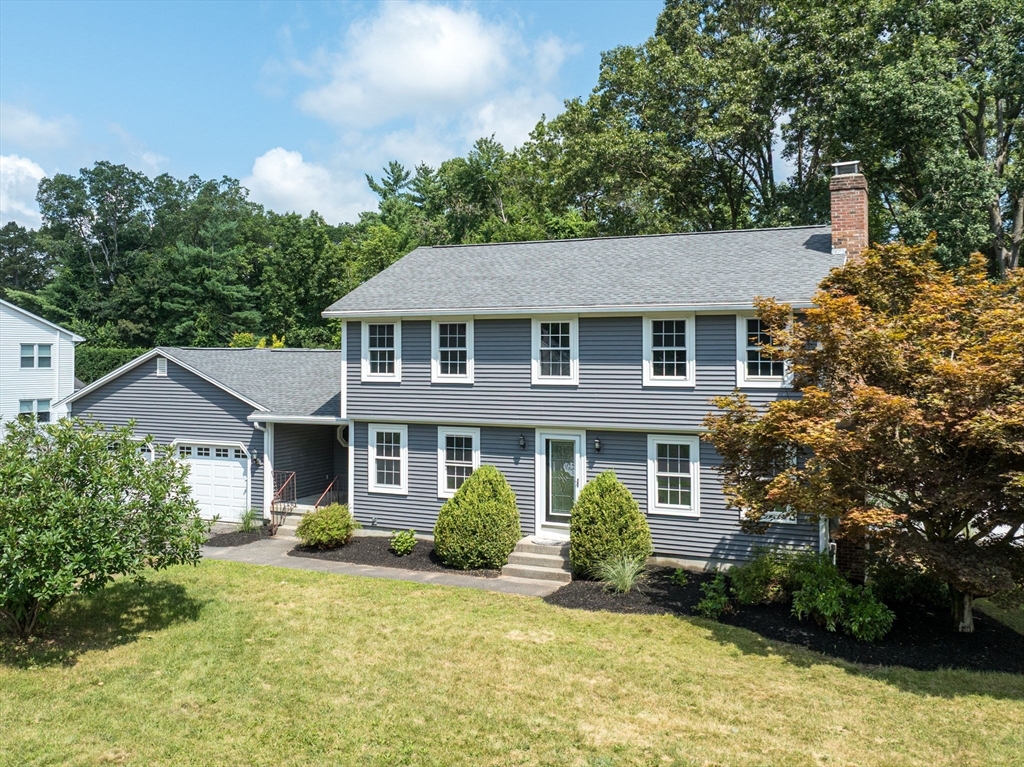 13 Golden Dr