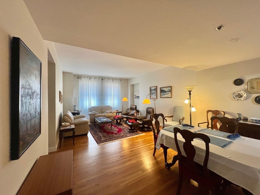 4 Charlesgate East 402