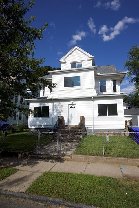 133 Massasoit St Springfield MA 01107