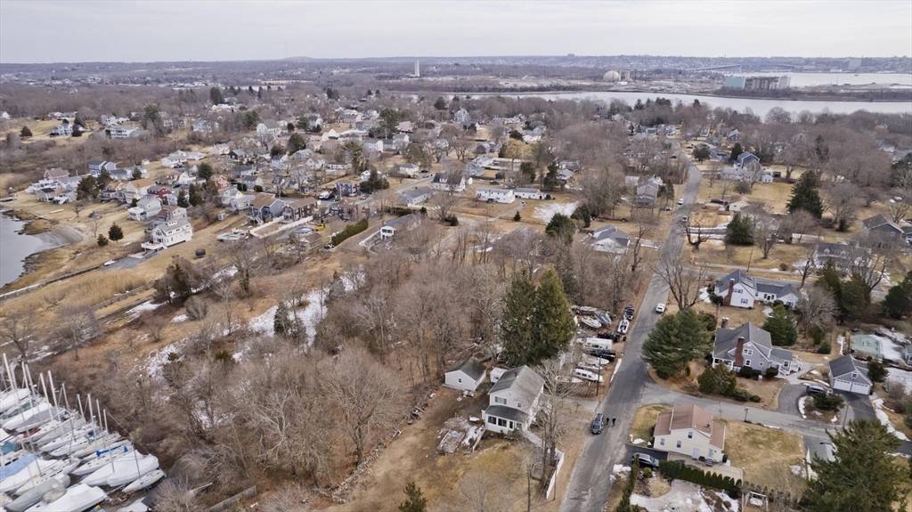 123 Calef Ave