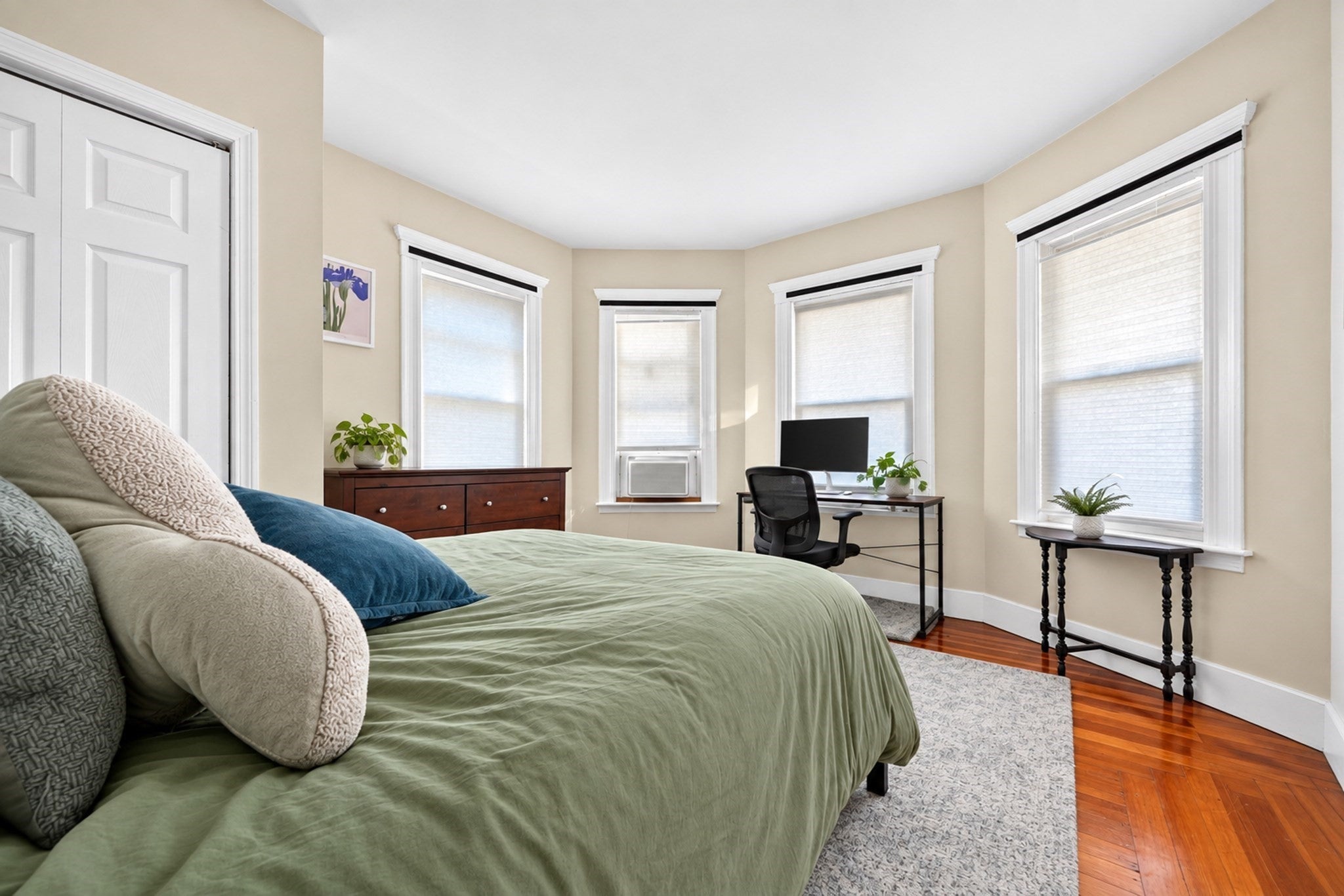 23 Packard Ave, Somerville, MA Photo #12