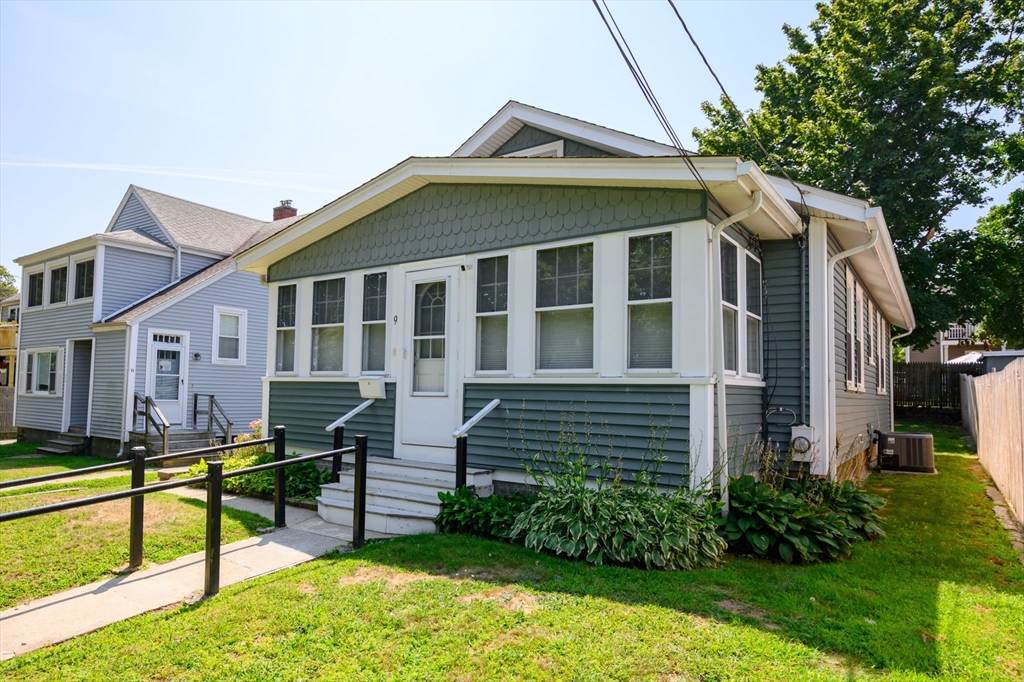 9 Avalon Ave