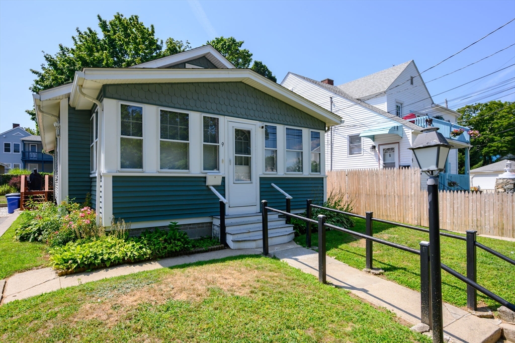 9 Avalon Ave