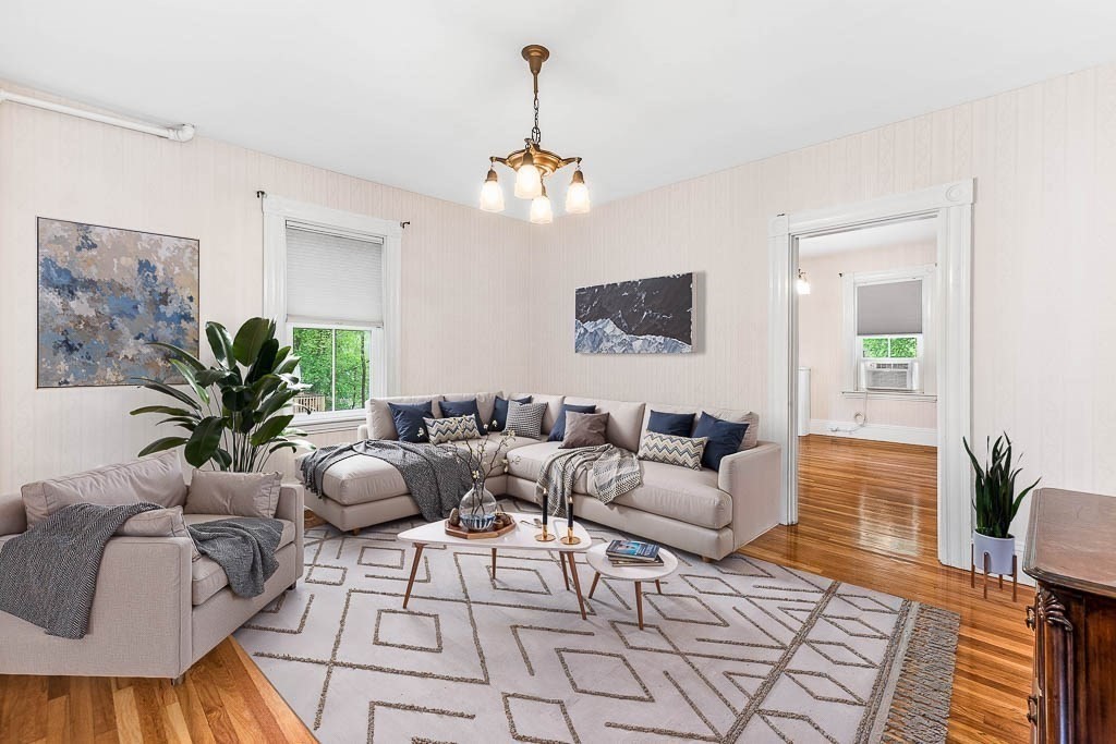 85 Emmett Avenue