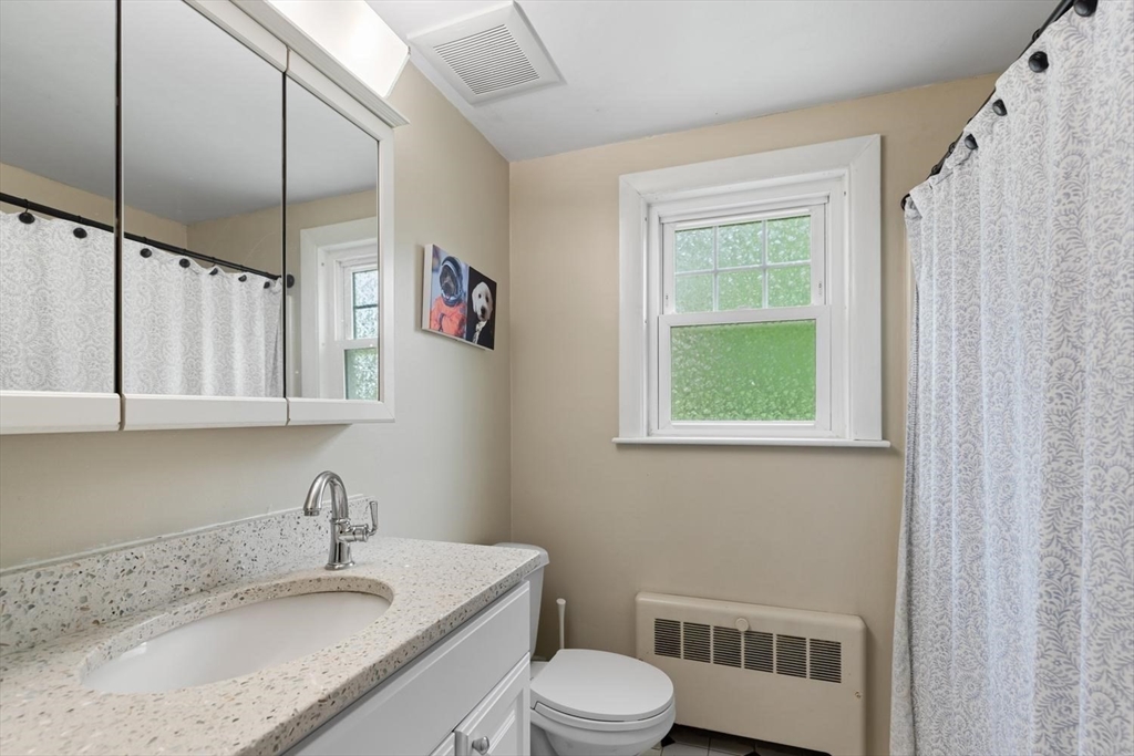 22 Ortins Rd, Hamilton, MA Photo #14