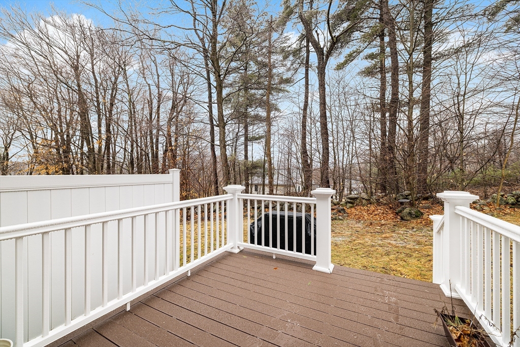 20 Olde Colonial Dr 6