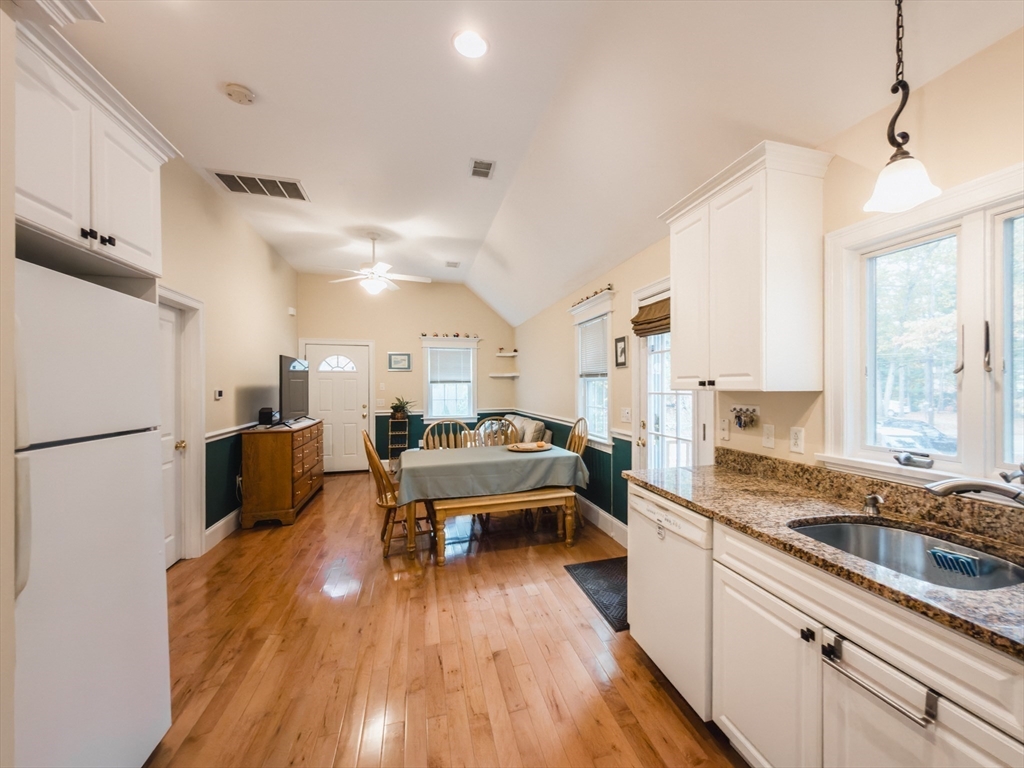 111 E. Foxboro St, Sharon, MA Photo #7
