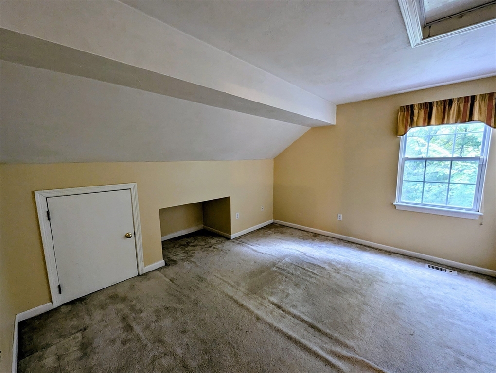 Franklin, Massachusetts 02038, United States, 3 Bedrooms Bedrooms, ,3 BathroomsBathrooms,Residential,Active,198832