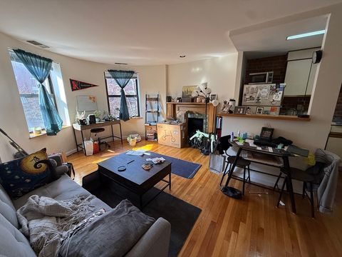 Photo of 87 Gainsborough St #303, Boston, MA 02115 (MLS # 73489663)