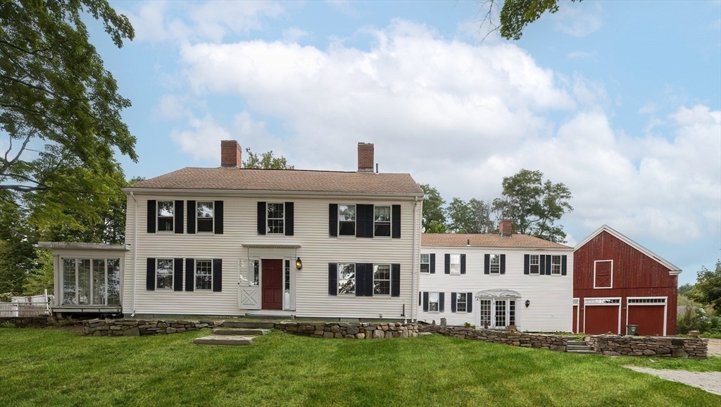 Hudson, Massachusetts 01749, United States, 8 Bedrooms Bedrooms, ,4 BathroomsBathrooms,Residential,Active,201610