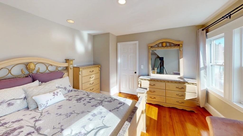 7 Harriet Ave #7, Belmont, MA Photo #8