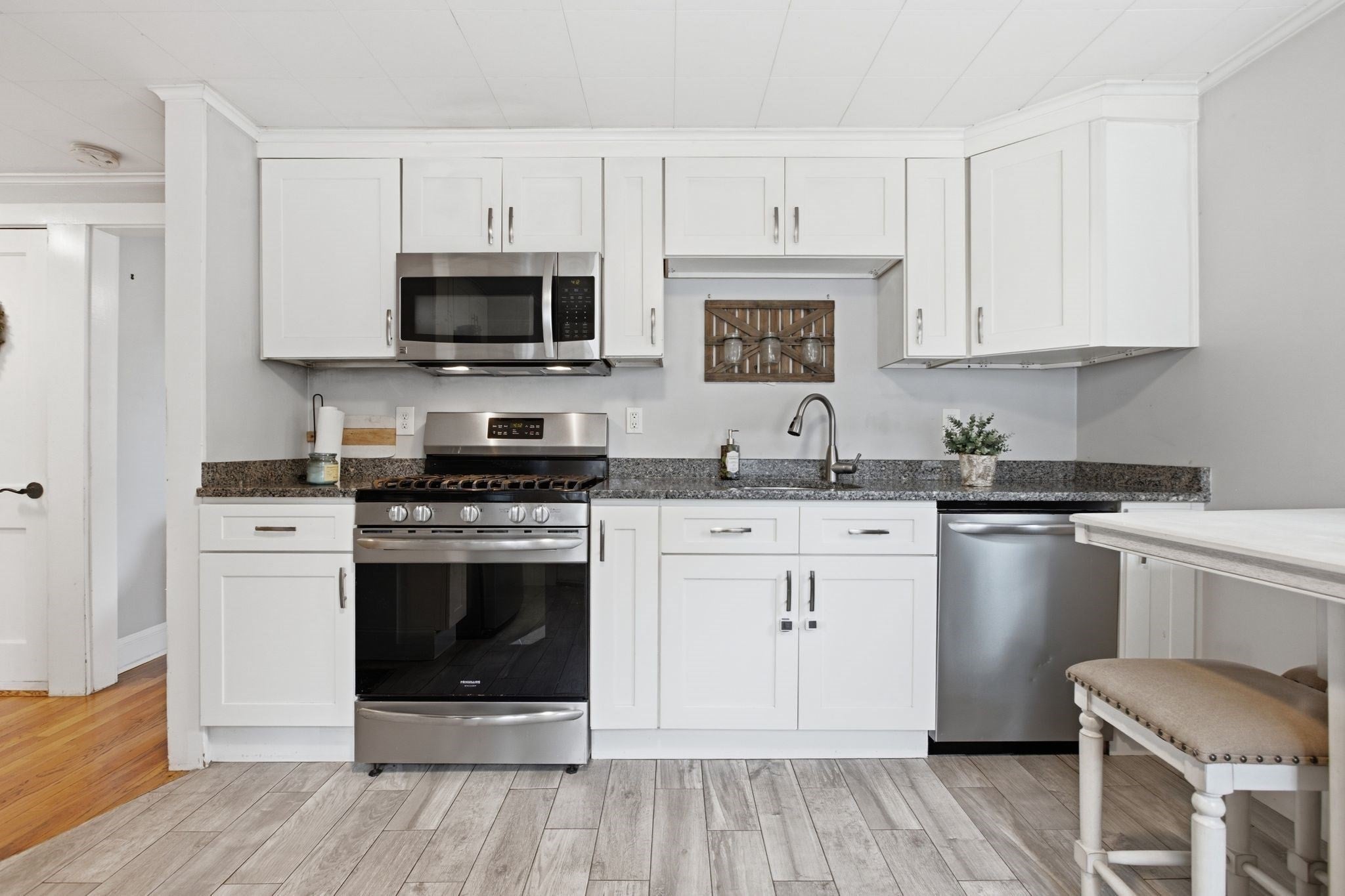 114 Clinton Rd