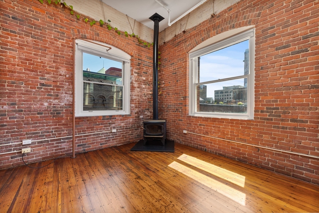 150 Lincoln Street 6A