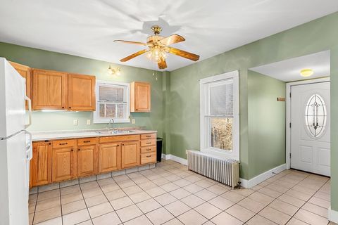 78 Essex St 1 Marlborough MA 01752