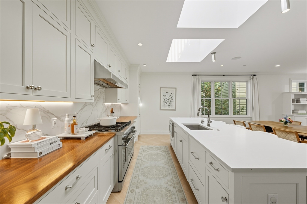 617 East 7th Street 3