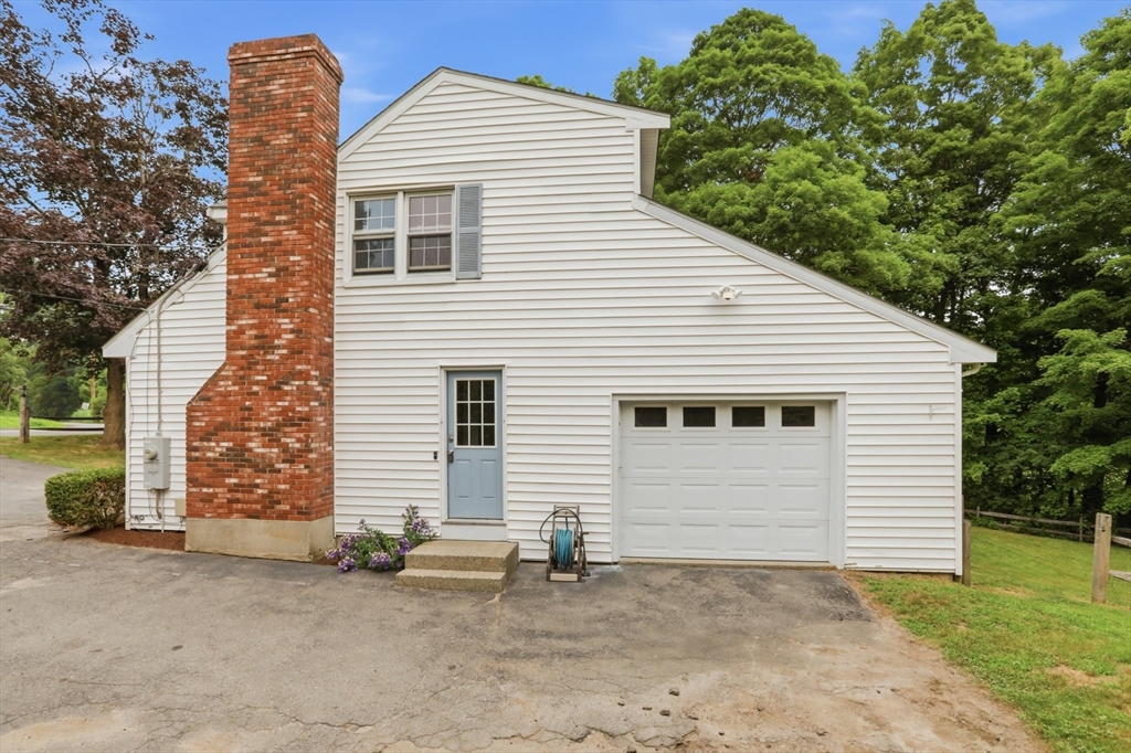 86 Foster Street