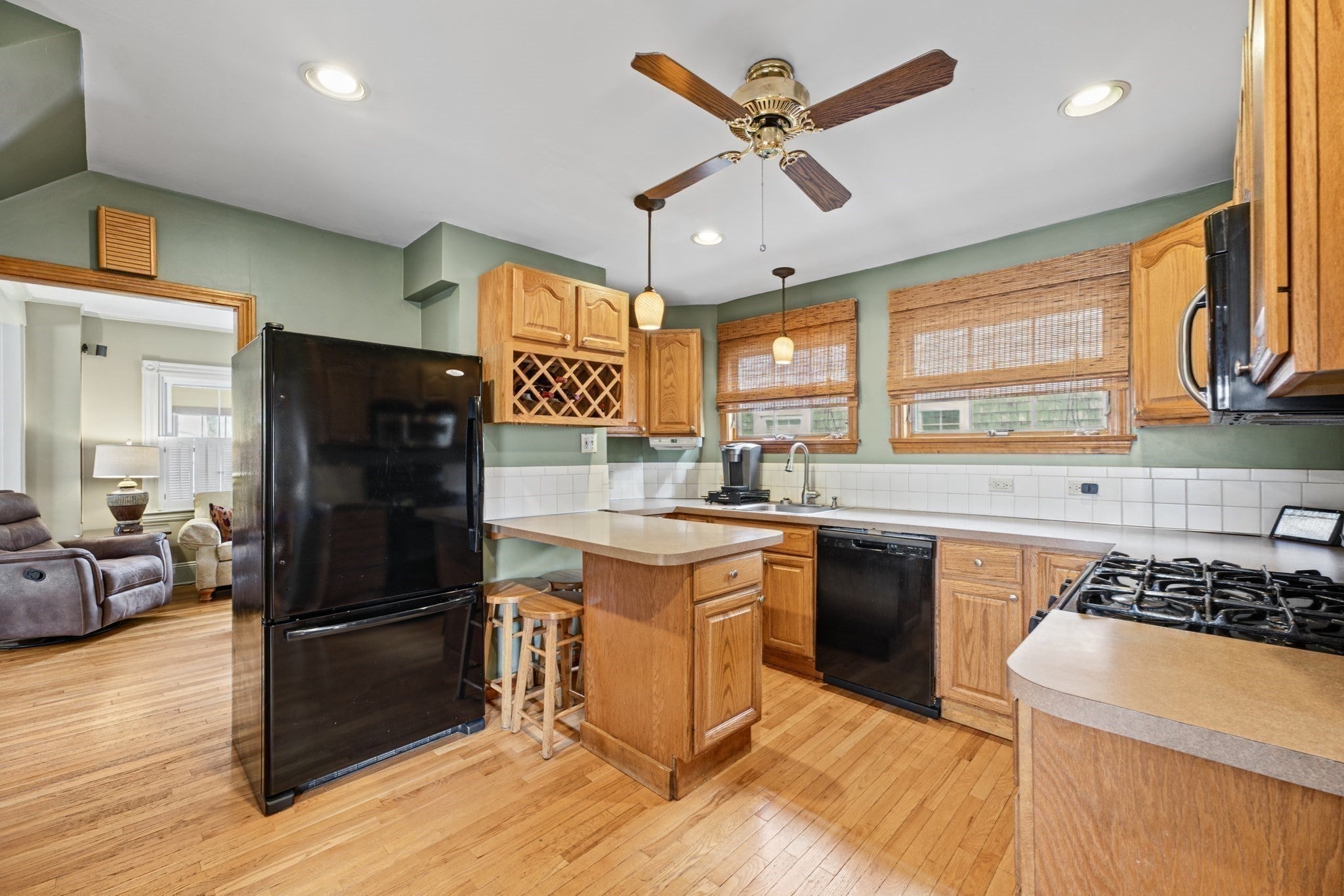 194 Clinton St, New Bedford, MA, 194 Clinton St, New Bedford, MA Photo #12