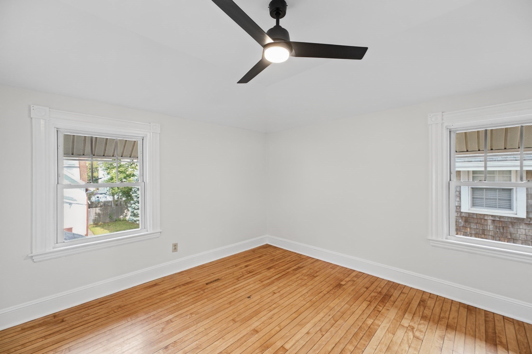 194 Clinton St, New Bedford, MA, 194 Clinton St, New Bedford, MA Photo #24