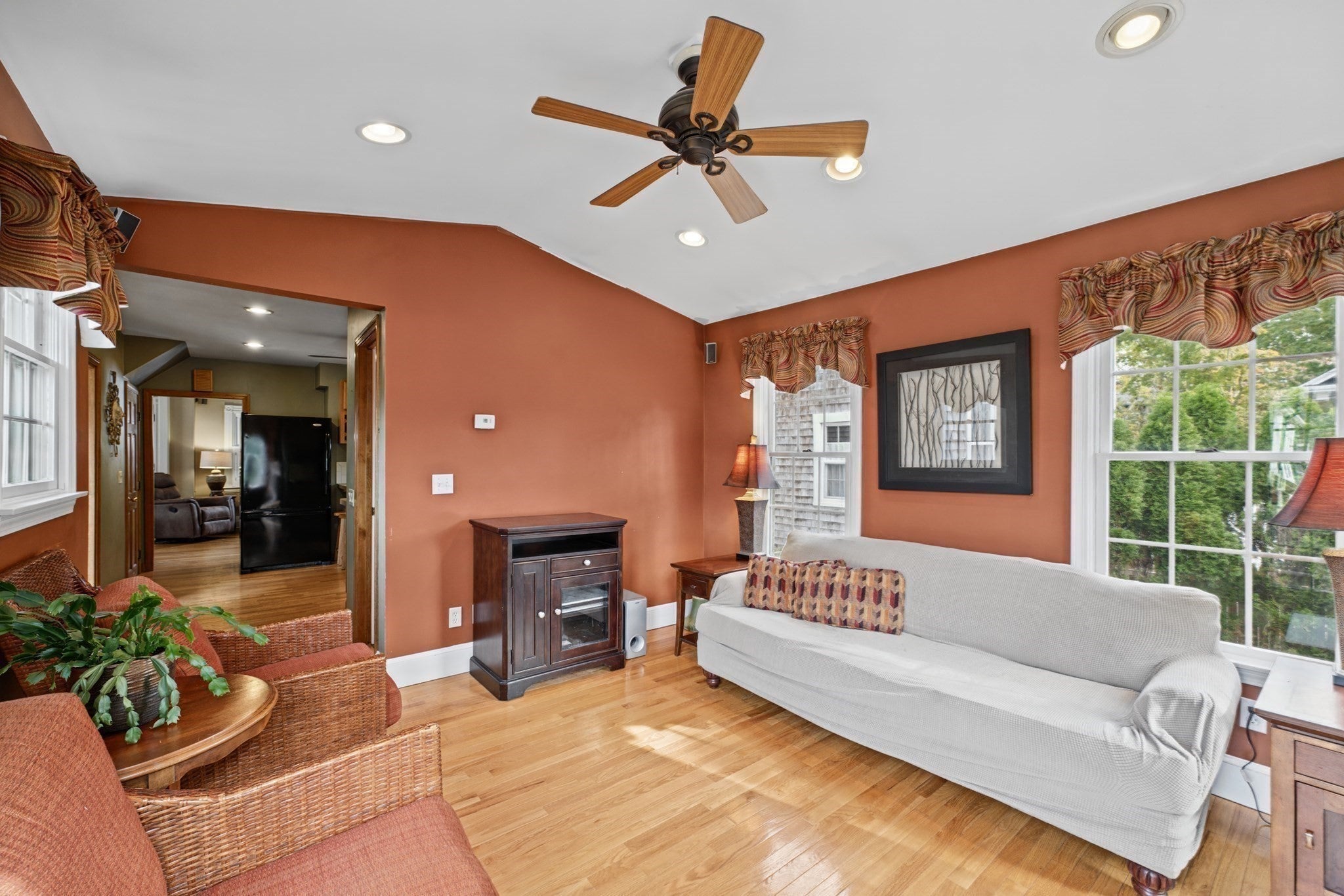 194 Clinton St, New Bedford, MA, 194 Clinton St, New Bedford, MA Photo #16
