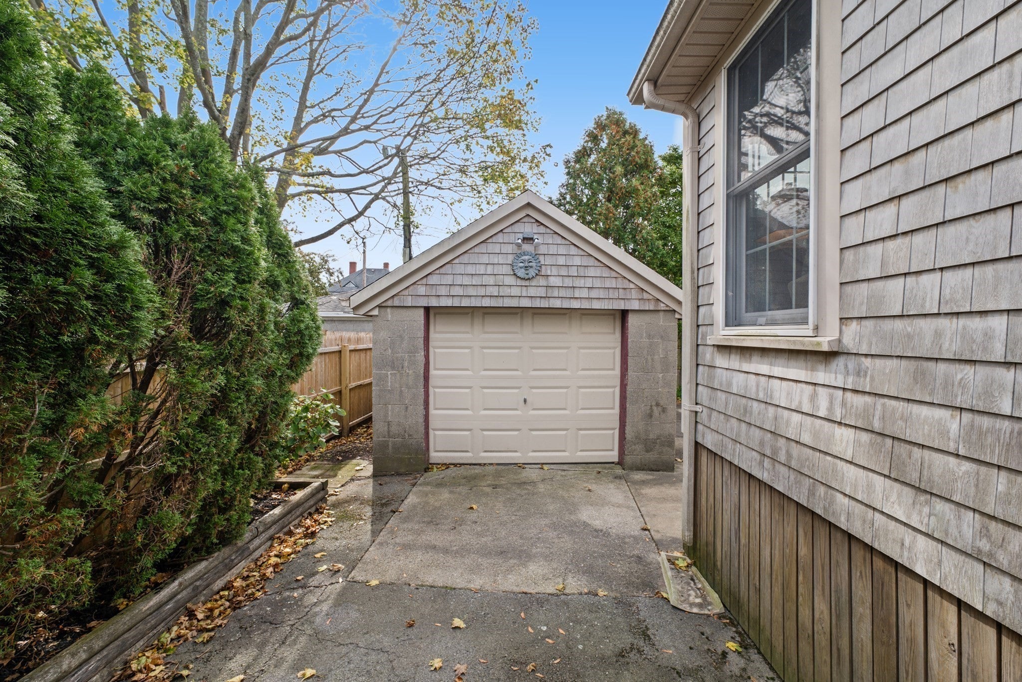 194 Clinton St, New Bedford, MA, 194 Clinton St, New Bedford, MA Photo #33