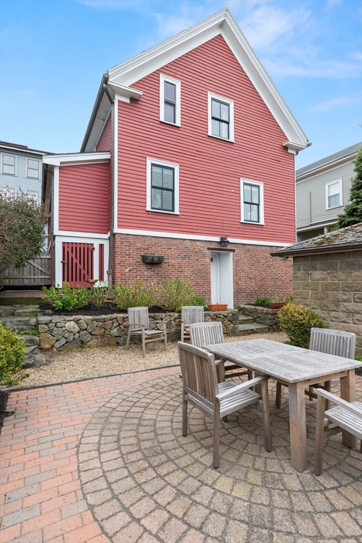 6 Gifford Court